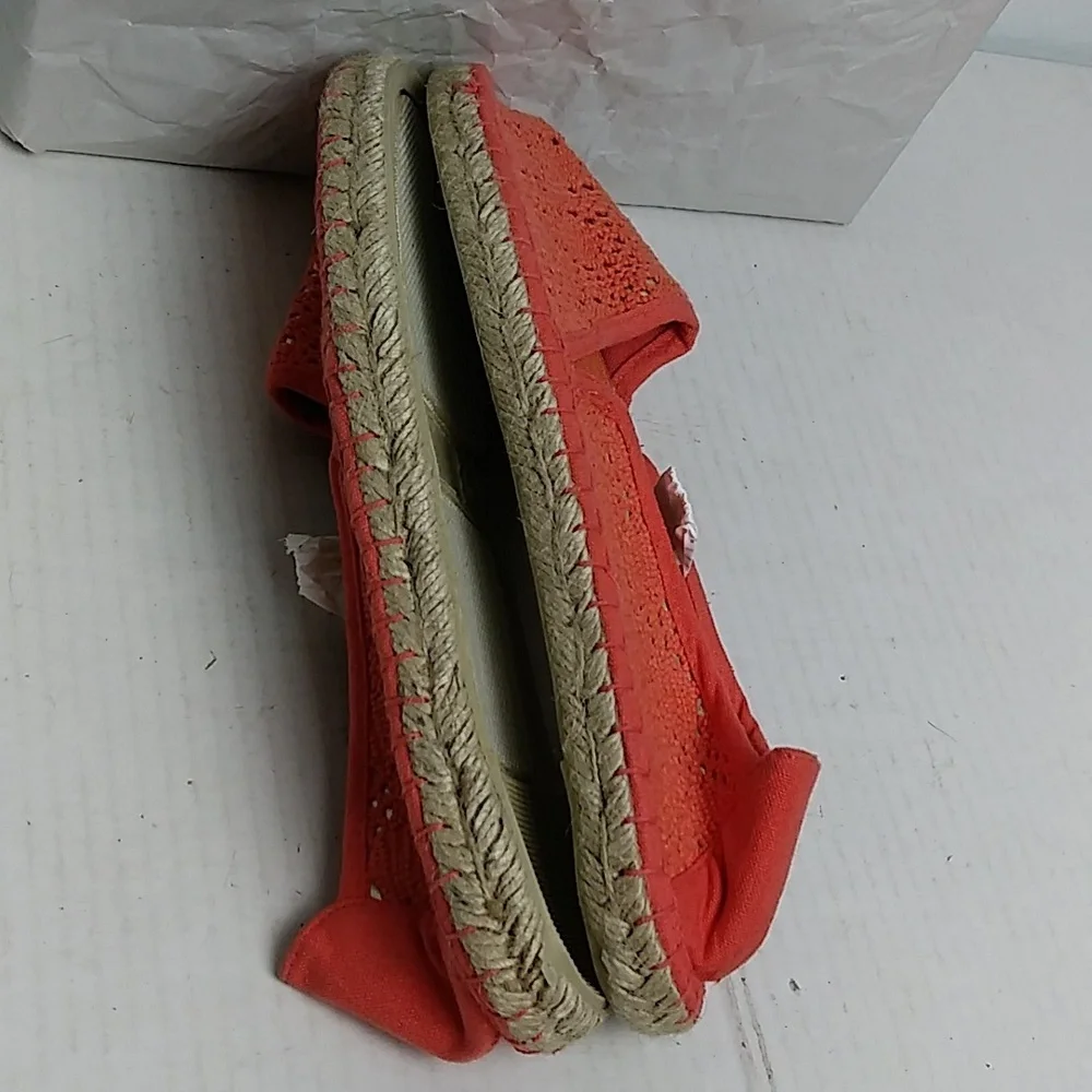 Lane Bryant 9W Coral Crochet Flat Espadrilles Shoes Boho Chic